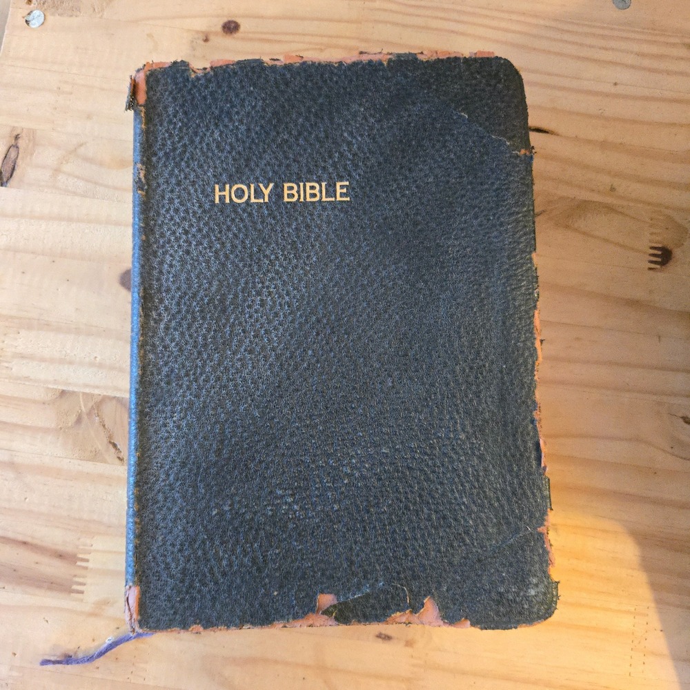 VTG 50s World Publishing Holy Bible King James Version Black TX Gilt Edges USA